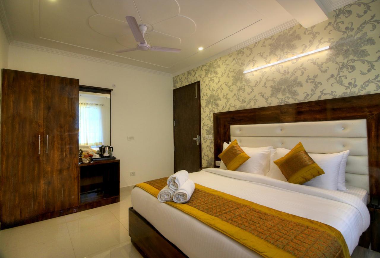Airport Hotel Ark Of Avalon New Delhi Exterior foto