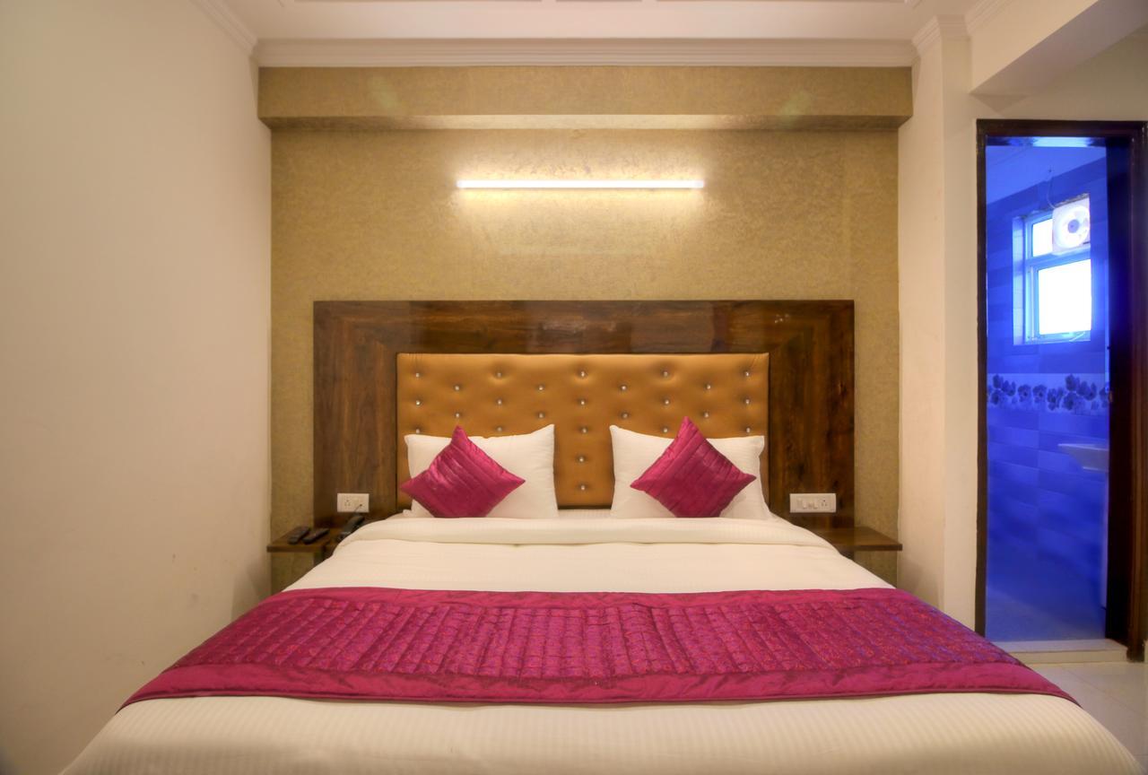 Airport Hotel Ark Of Avalon New Delhi Exterior foto