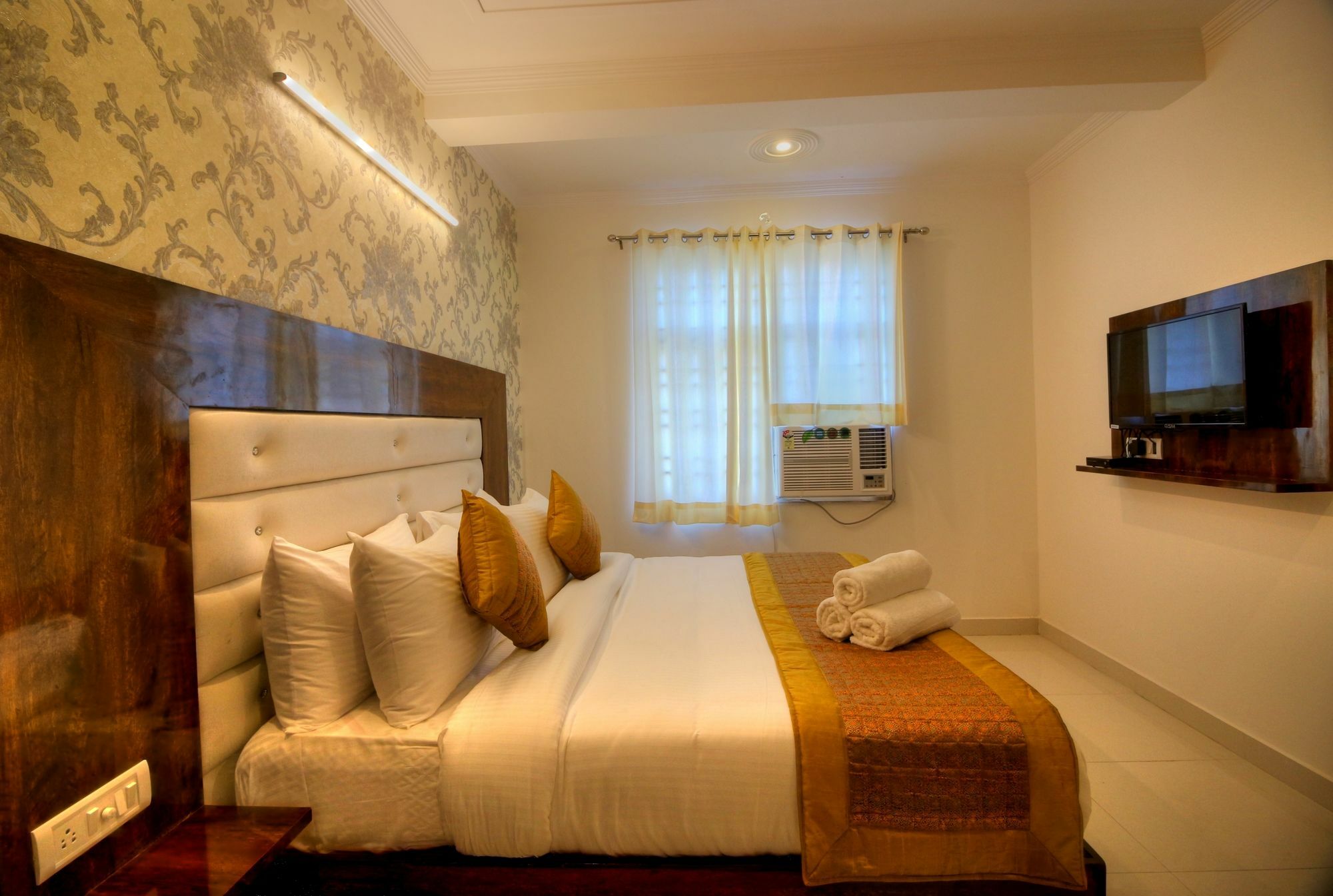 Airport Hotel Ark Of Avalon New Delhi Exterior foto